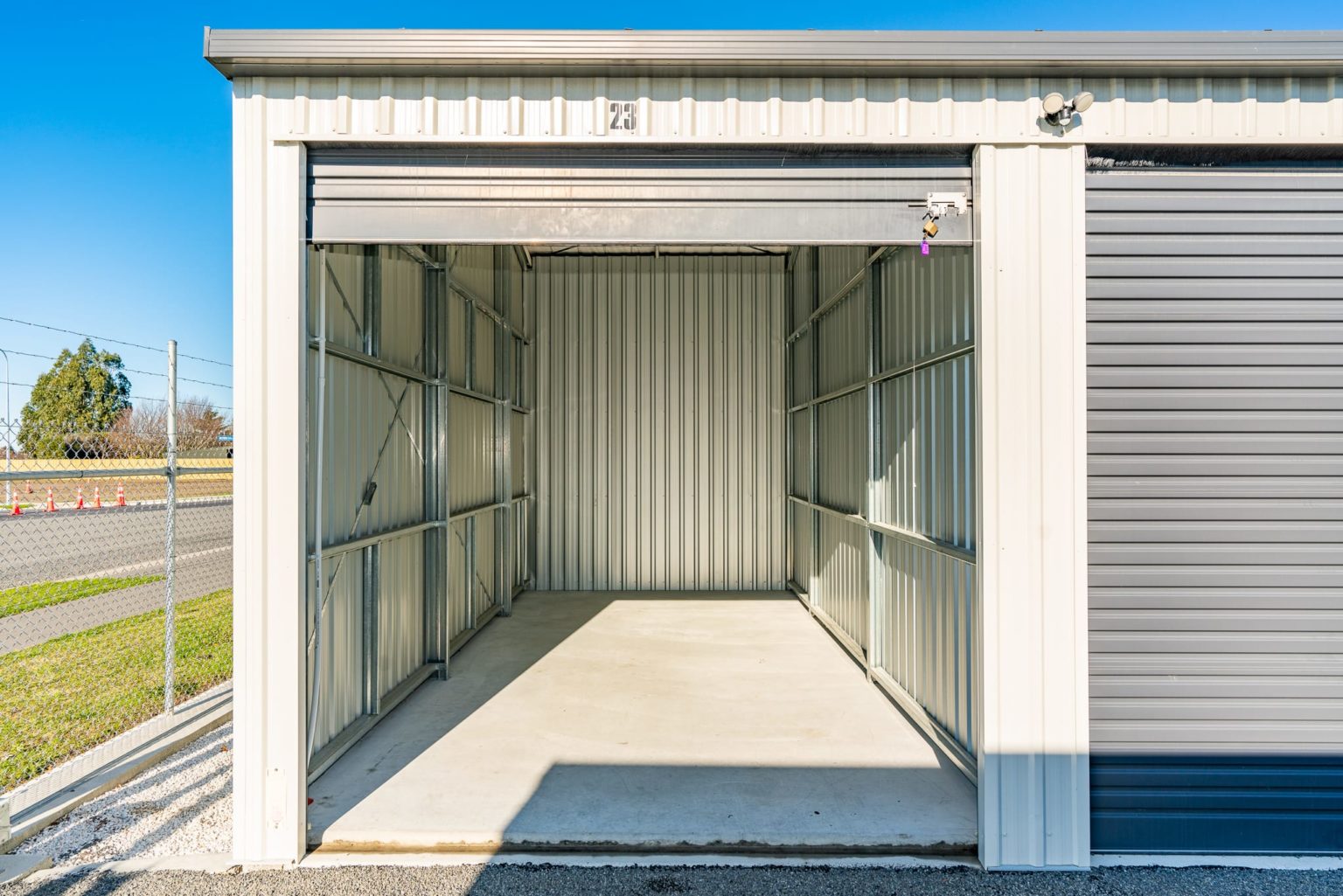 Large Storage Units in Amberley Affordable Ezystore Storage